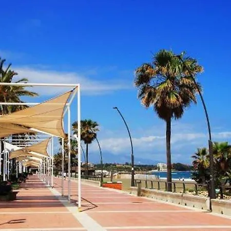 Espectacular Piso En Primera Linea De Playa * Estepona