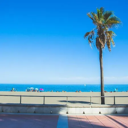 Spectacular Beachfront Feriehus Estepona
